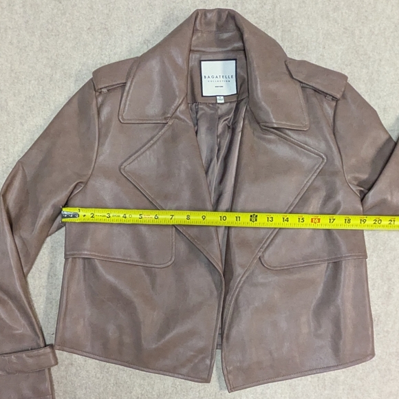 Bagatelle Taupe Faux Leather Women's Blazer Jacket So Soft!  Size Small - Picture 5 of 8